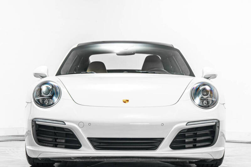2019 Porsche 911 Carrera 4S