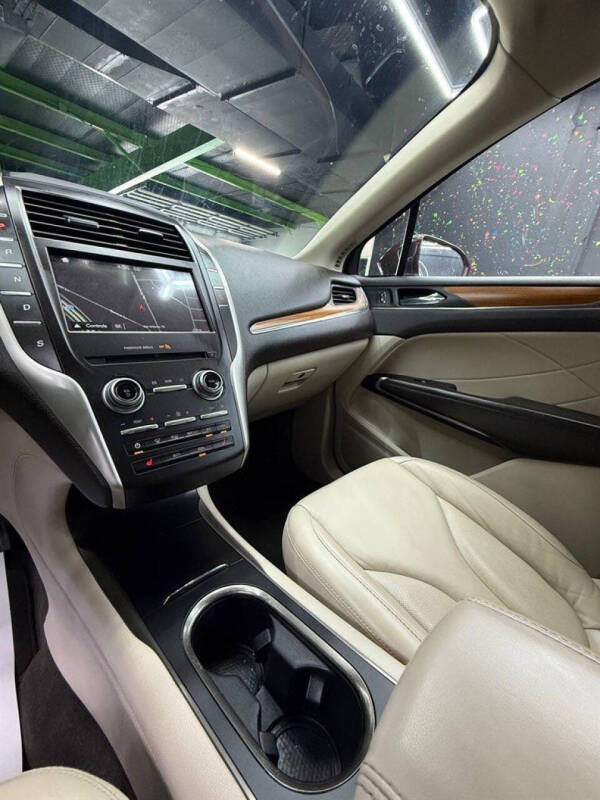 2018 Lincoln MKC Select