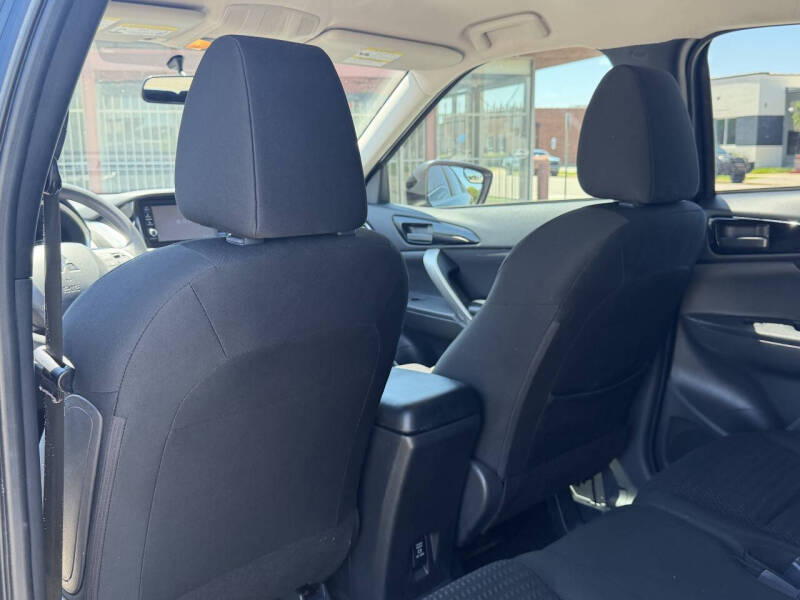 2019 Mitsubishi Eclipse Cross ES