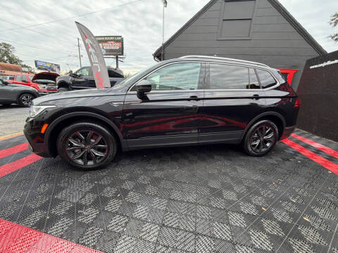 2023 Volkswagen Tiguan SE