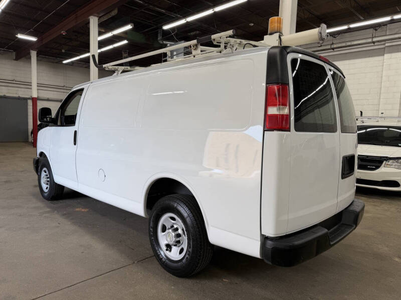 2011 Chevrolet Express 2500