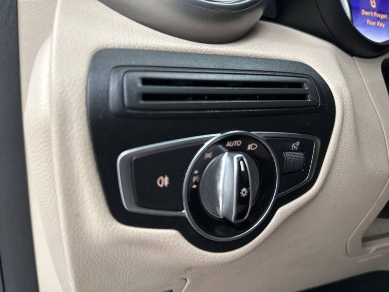 2016 Mercedes-Benz GLC GLC 300