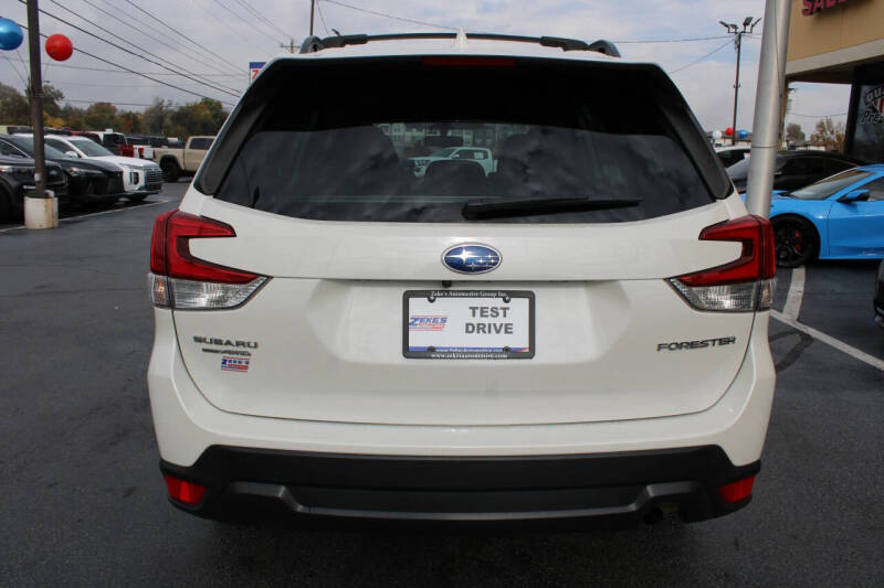 2023 Subaru Forester Premium