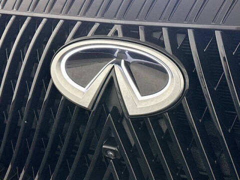 2025 Infiniti QX80 Luxe