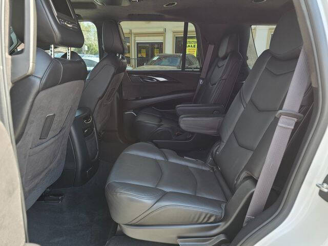 2016 Cadillac Escalade Platinum