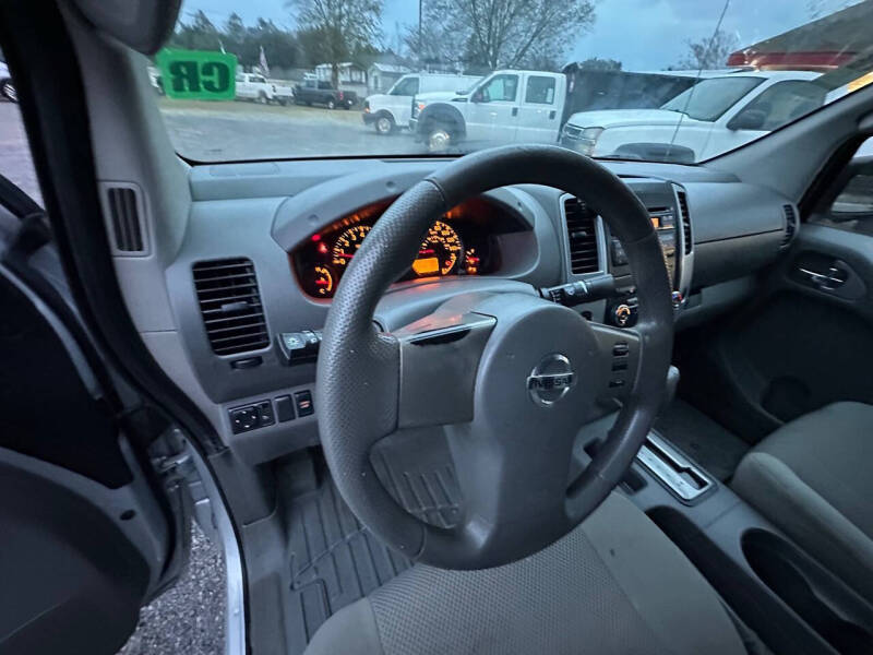 2011 Nissan Frontier SL