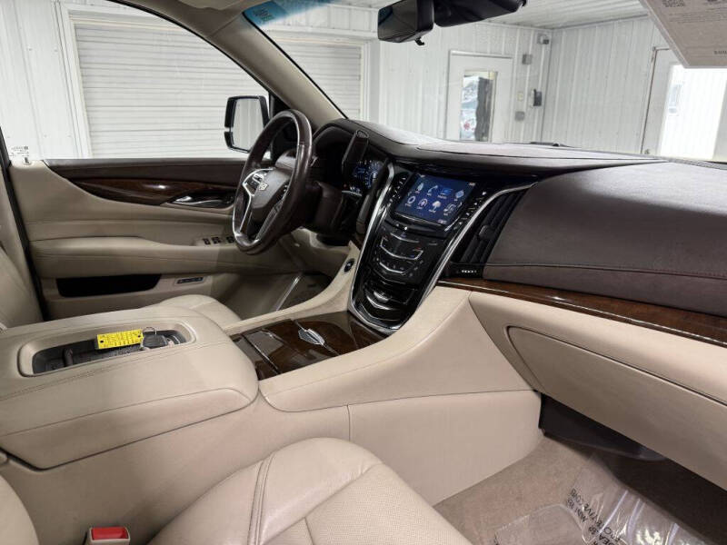 2017 Cadillac Escalade ESV Premium Luxury