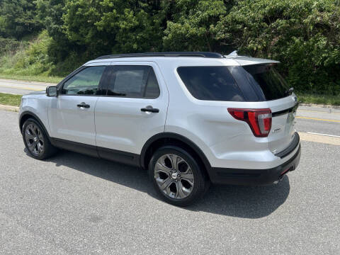 2018 Ford Explorer Sport