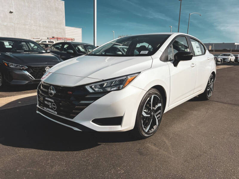 2025 Nissan Versa SR