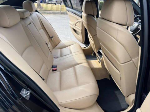 2012 BMW 5 Series 550i