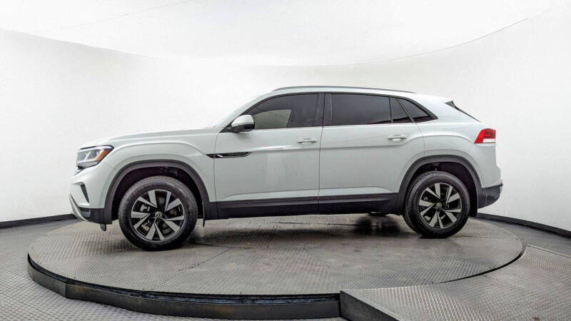 2022 Volkswagen Atlas Cross Sport SE 4Motion