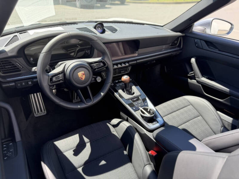 2026 Porsche 911 Carrera T