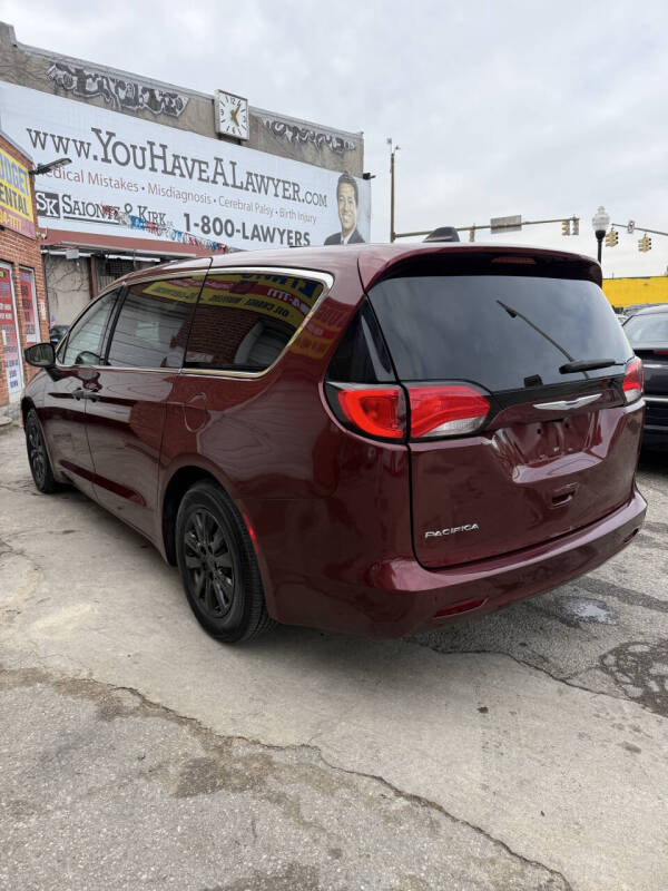 2018 Chrysler Pacifica L