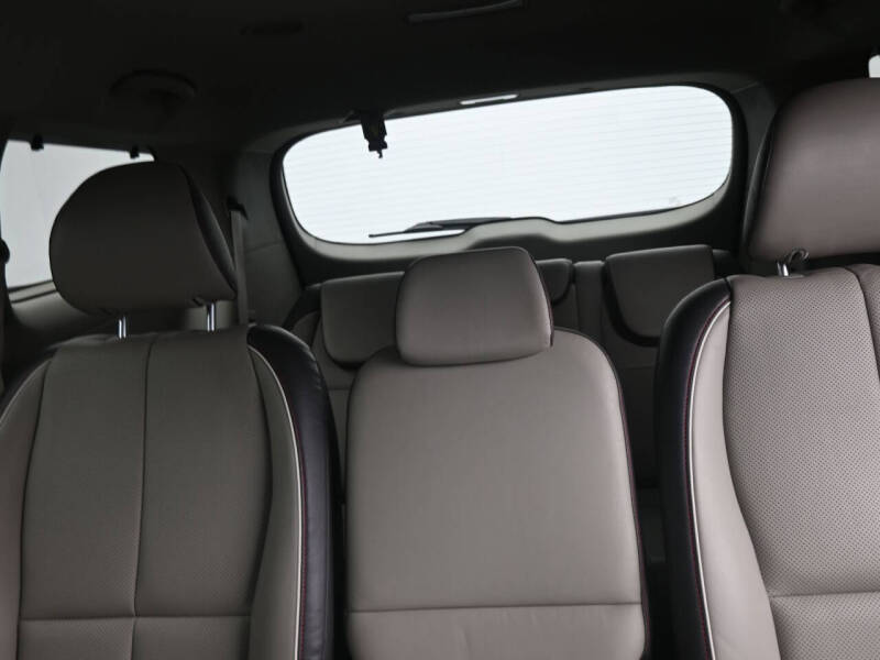 2017 Kia Sedona LX