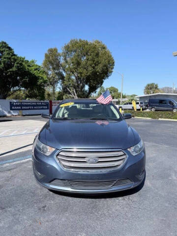 2018 Ford Taurus SEL