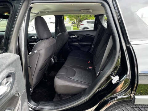 2019 Jeep Cherokee Latitude