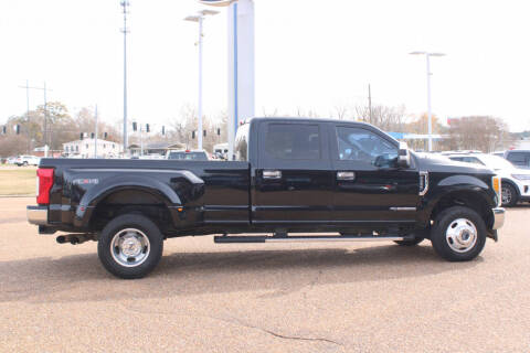 2017 Ford F-350 Super Duty XLT