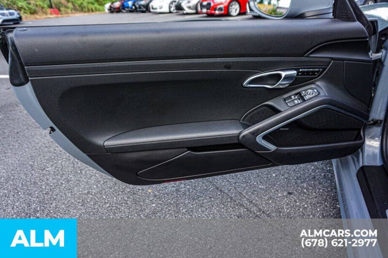 2024 Porsche 718 Boxster S