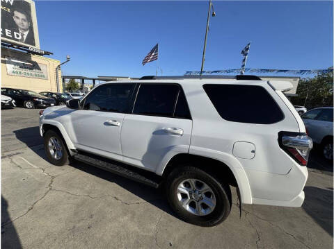 2021 Toyota 4Runner SR5