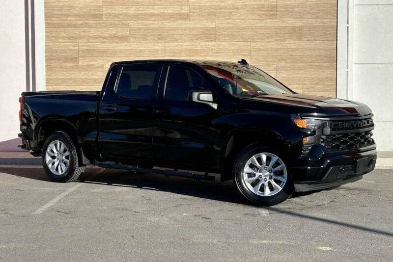 2022 Chevrolet Silverado 1500 Custom