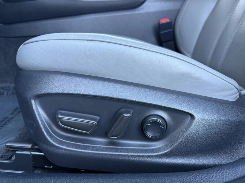 2021 Toyota Avalon XLE