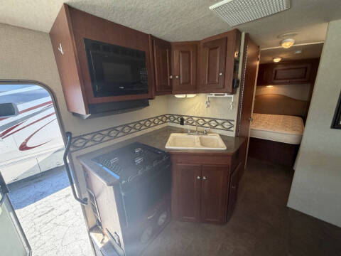 2015 Winnebago Vista