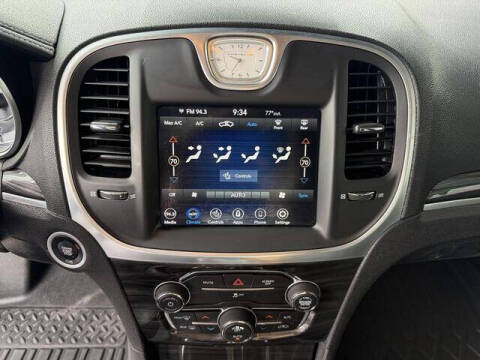 2019 Chrysler 300 Touring