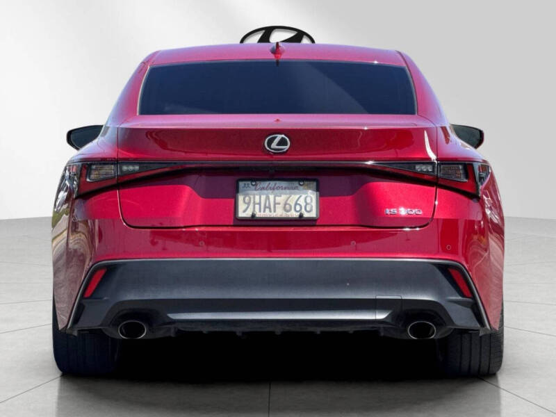2023 Lexus IS 300