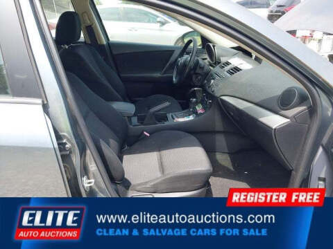 2013 Mazda MAZDA3 i Sport