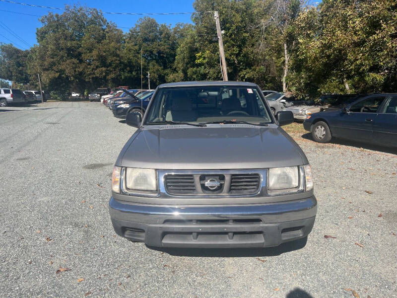 2000 Nissan Frontier XE