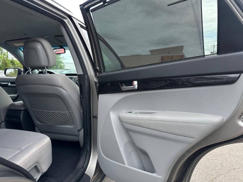 2014 Kia Sorento LX