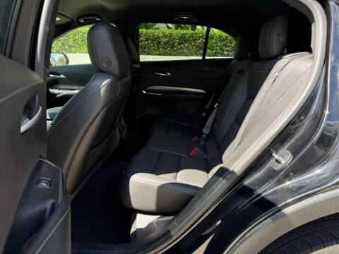 2024 Cadillac XT4 Premium Luxury