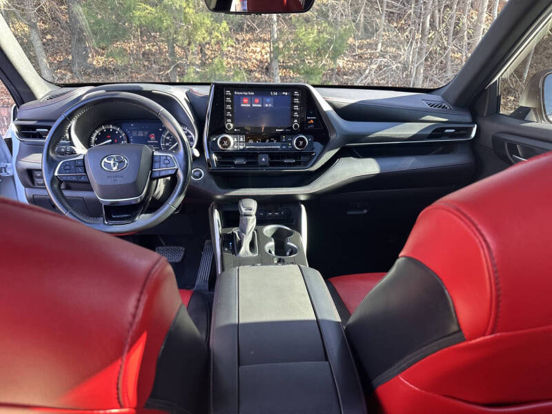 2021 Toyota Highlander XSE