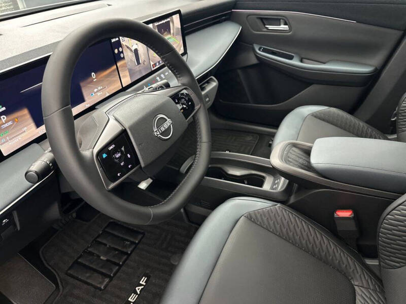 2026 Nissan LEAF Platinum+