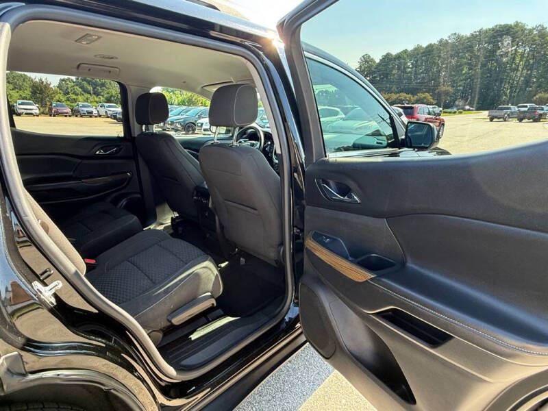 2017 GMC Acadia SLE-2