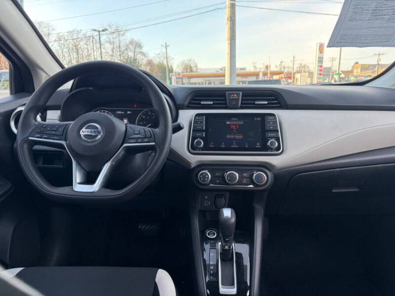 2021 Nissan Versa SV