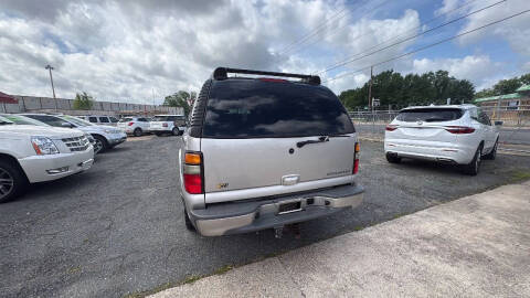 2004 Chevrolet Suburban