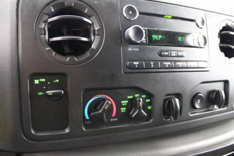 2013 Ford E-Series E-350 SD