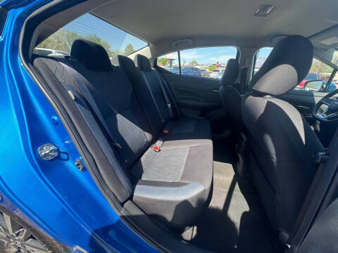 2023 Nissan Versa SV