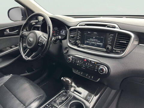 2017 Kia Sorento EX