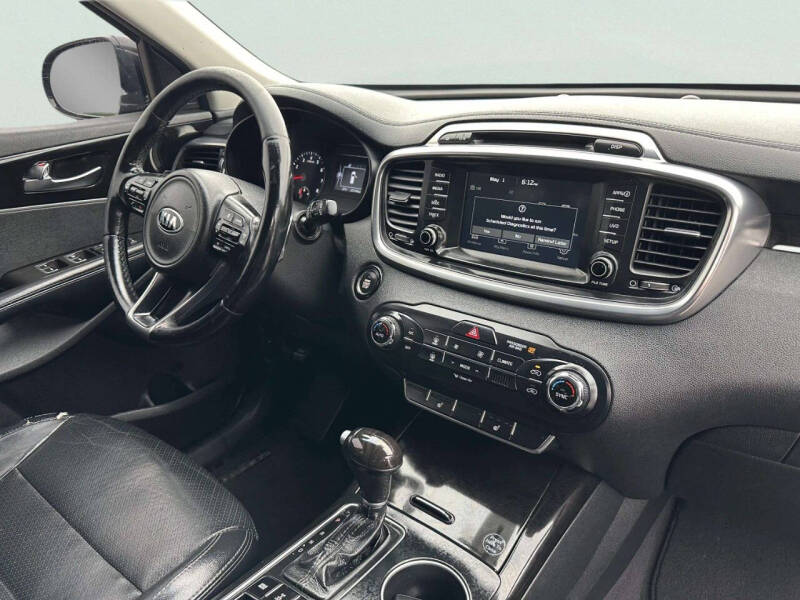 2017 Kia Sorento EX