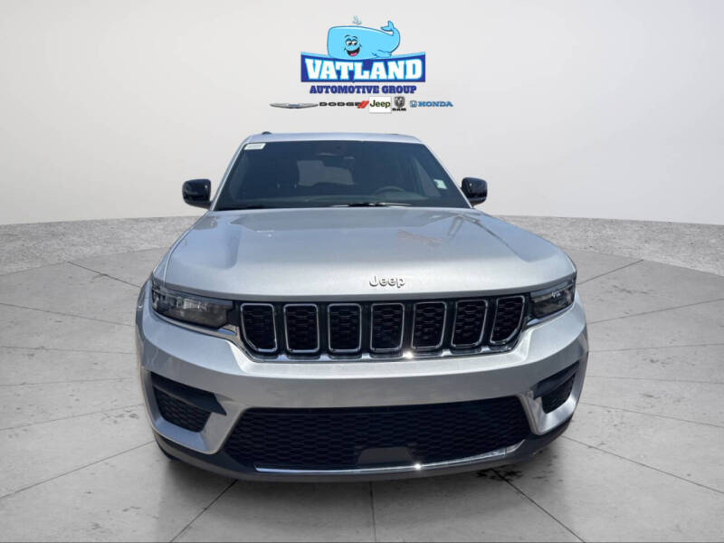 2026 Jeep Grand Cherokee Laredo X