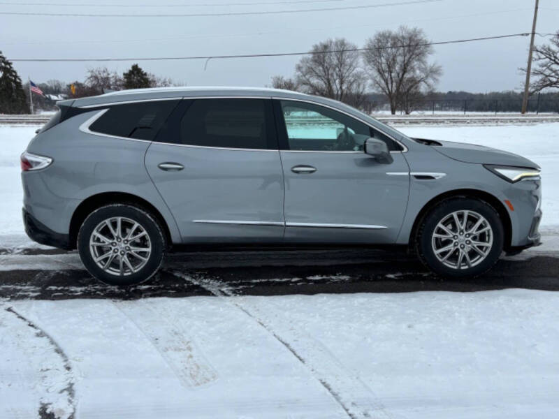 2023 Buick Enclave Premium