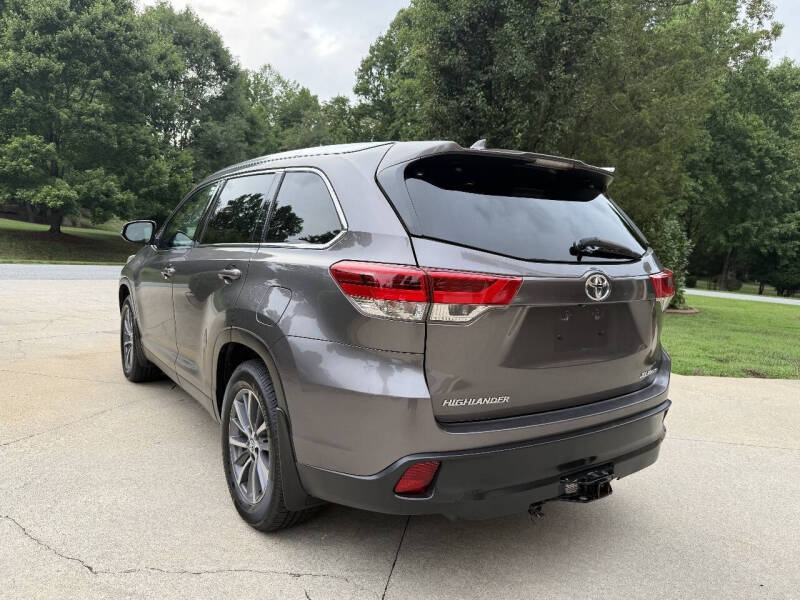 2019 Toyota Highlander XLE