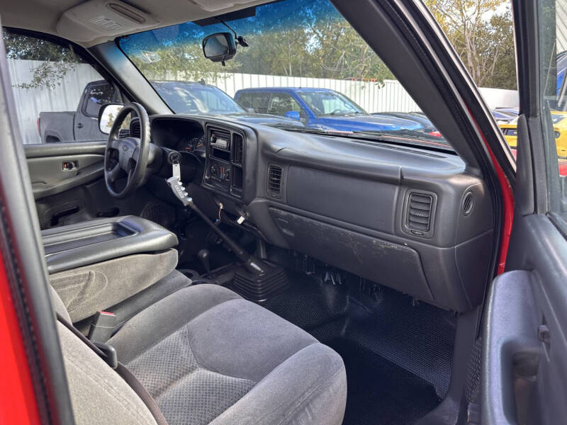 2005 Chevrolet Silverado 1500 Work Truck