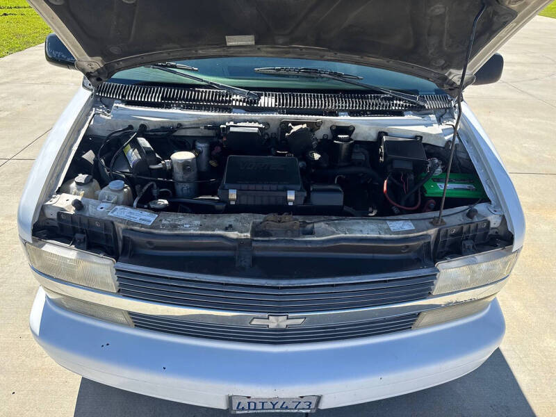 1998 Chevrolet Astro LS