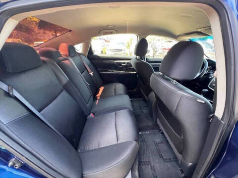 2017 Nissan Altima 2.5 SR