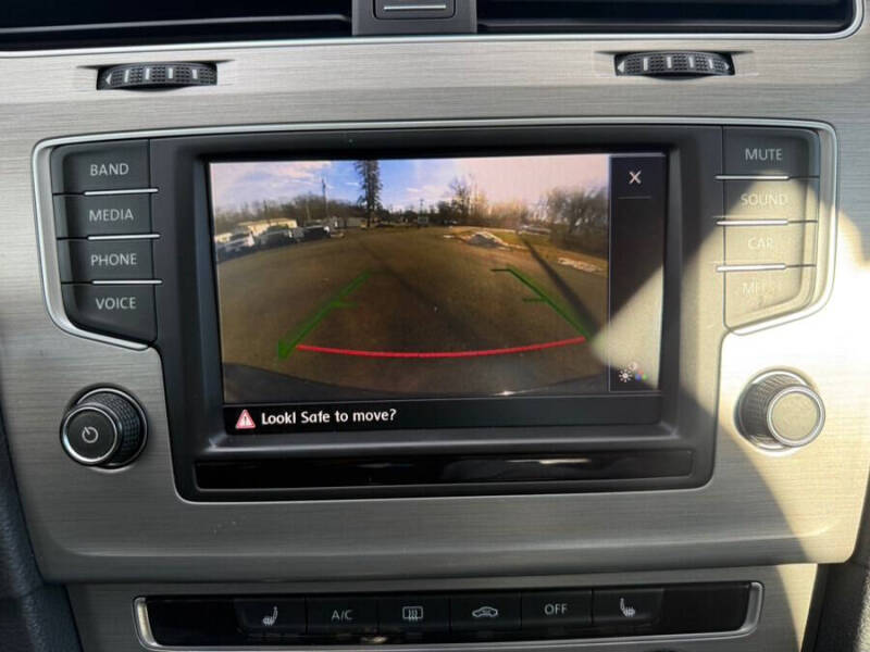 2016 Volkswagen Golf SportWagen TSI Limited Edition