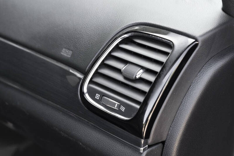 2020 Jeep Grand Cherokee Overland