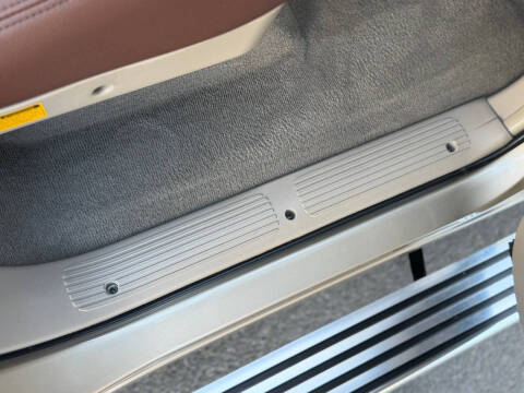 2005 Toyota Sequoia SR5